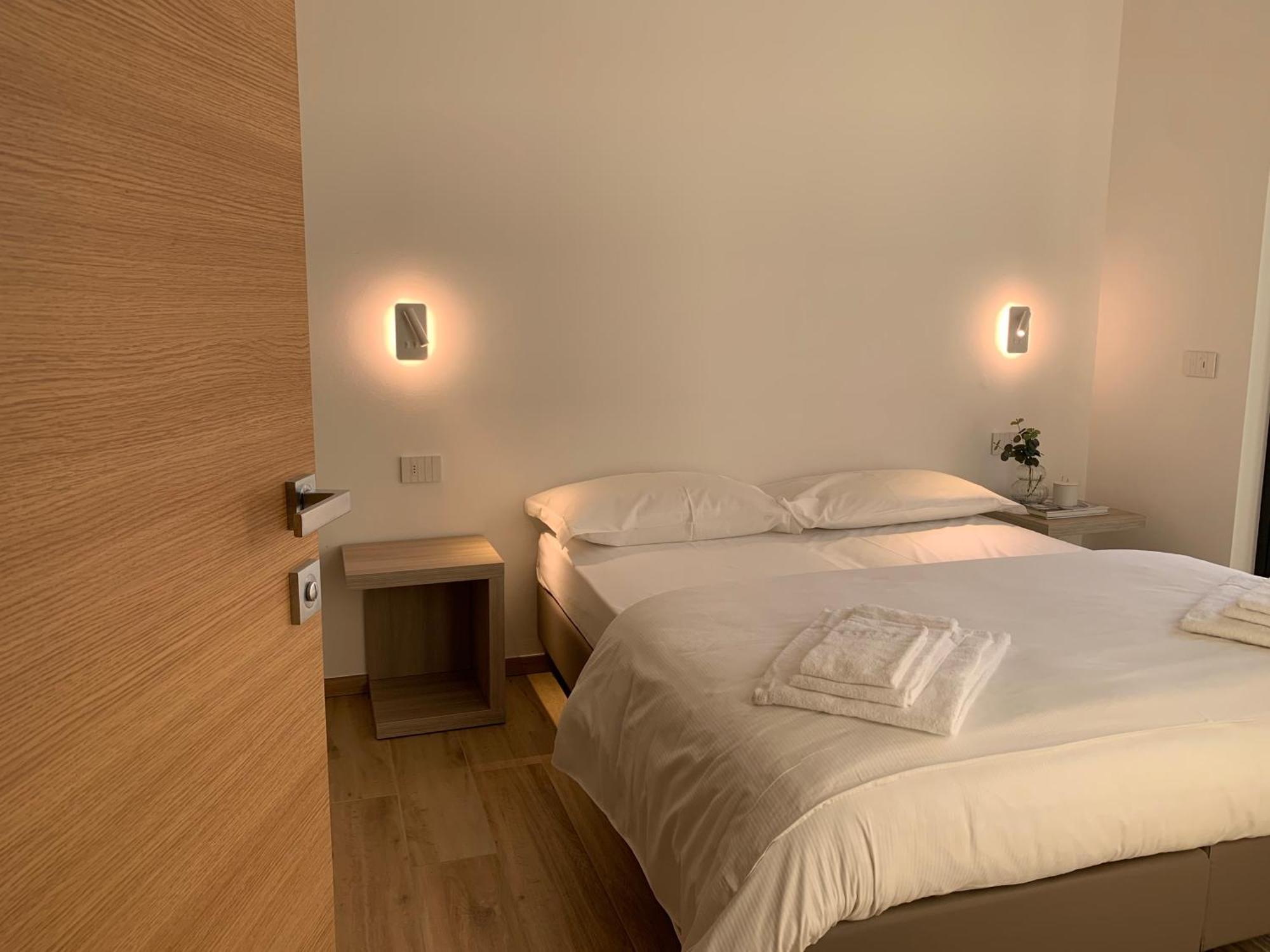 Bernina Suites - Vicino Al Bernina Express Tirano Extérieur photo
