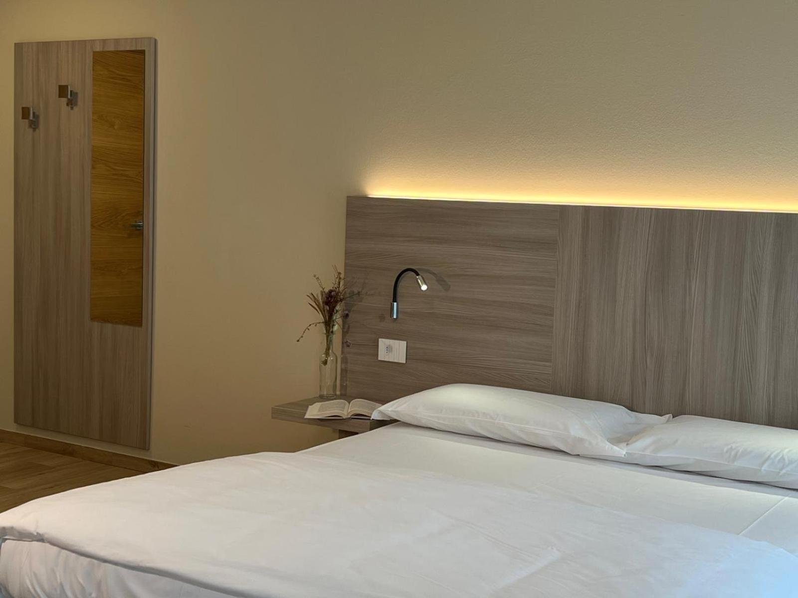 Bernina Suites - Vicino Al Bernina Express Tirano Extérieur photo