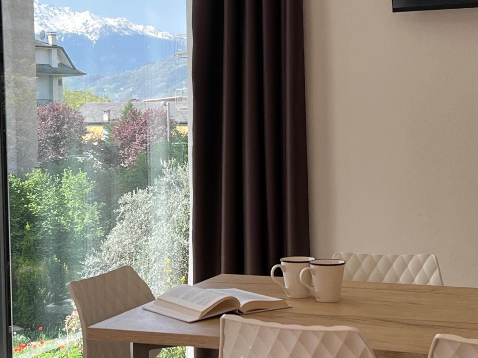 Bernina Suites - Vicino Al Bernina Express Tirano Extérieur photo