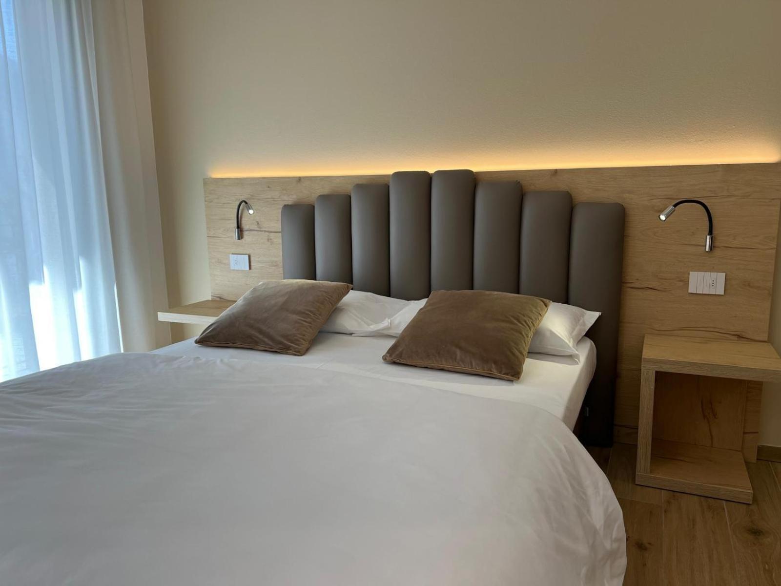 Bernina Suites - Vicino Al Bernina Express Tirano Extérieur photo